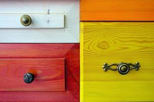 cajón de madera de colores foto