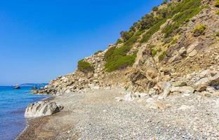 paisajes costeros naturales kos island grecia montañas acantilados rocas. foto