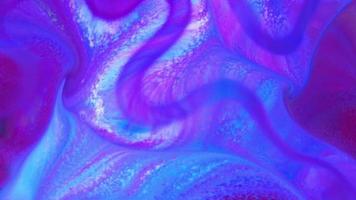 l'inchiostro del caos viola e blu si è sparso nel liquido video