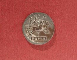 moneda romana antigua foto