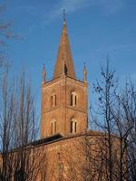 iglesia de san domenico en chieri foto