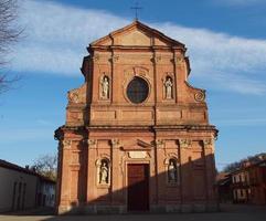 iglesia de san pietro apostolo, brusasco foto