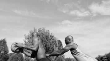 één op één basketbal, slow-motion video