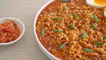 Ramyeon or Korean Instant Noodles with Egg video