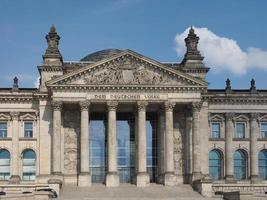 reichstag en berlín foto