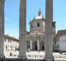 San Lorenzo church, Milan photo