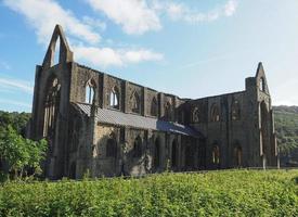 Tintern Abbey Abaty Tyndyrn in Tintern photo