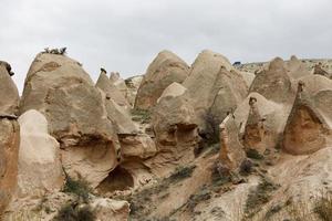 chimeneas de hadas en Capadocia, Turquía, paisaje de chimeneas de hadas foto