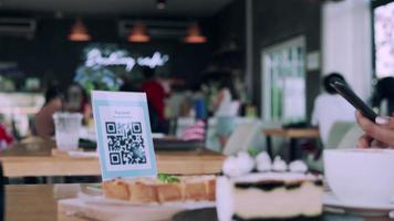 technologie voor betalen door scan qr-code video