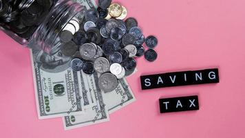 ahorro de concepto de pago de impuestos. foto