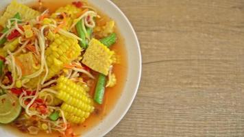Thai spicy papaya salad with corn video
