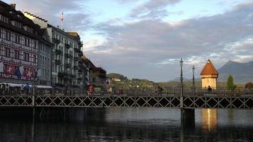cidade de lucern com lago na suíça video