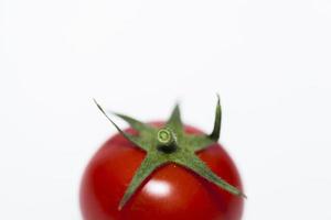 tomates aislados sobre fondo blanco