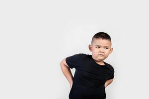 Foto de estudio de niño de retrato divertido.