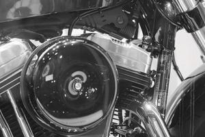 American heavy vintage motocicleta de una marca famosa en el escaparate foto