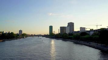 Frankfurt, una de las principales ciudades de Alemania. video