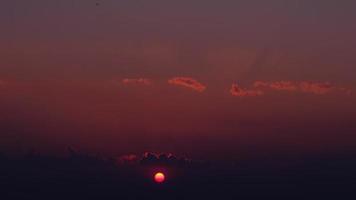 metraggio ad alta definizione timelapse di alba e tramonto