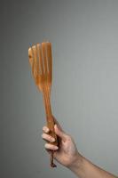 cuchara de mano ensalada volteadora tenedor grande cuchara cocina foto