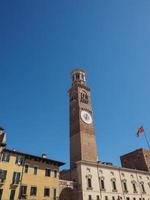 piazza delle erbe en verona foto