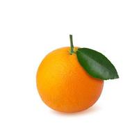 Fruta naranja fresca aislada sobre un fondo alfa foto