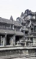 Angkor Wat famoso templo antiguo monumento histórico ruinas detalle cerca de Siem Reap, Camboya foto