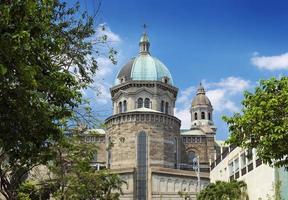 Famoso exterior de la catedral de Manila en intramuros, Filipinas foto