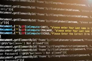 Pantalla de código fuente y fondo de tecnología abstracta. foto
