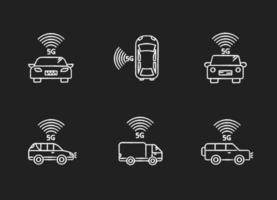 Iconos de tiza de coches inteligentes 5g en blanco sobre fondo negro vector