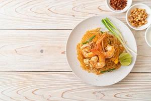 Vermicelli pad Thai or Thai stir fried vermicelli with shrimps