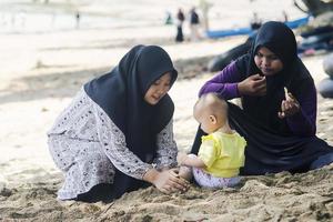 Sorong, Indonesia 2021- A mother and child photo
