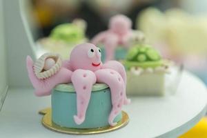 Caramelo de pulpo personalizado en fiesta infantil foto