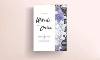 hermosa tarjeta de invitación de boda con decoración de flores moradas
