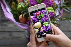 Fruit flower bouquet take photo