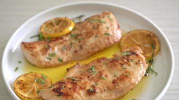 pollo alla griglia con burro al limone video