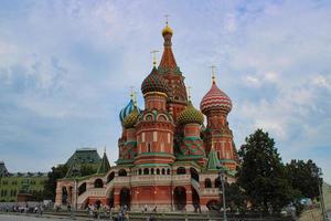 S t. Catedral de Basilio en la famosa Plaza Roja de Moscú foto