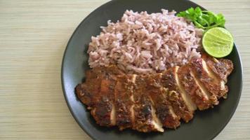 jerk chicken with rice or spicy grilled chicken in Jamaica style video