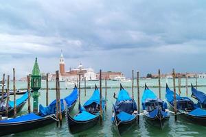 ciudad de venecia en la laguna del mar adriático foto