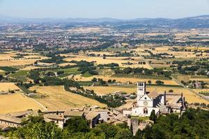 pueblo de asís en la región de umbría, italia. foto