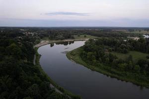 Vista aérea del río Bug en Polonia foto