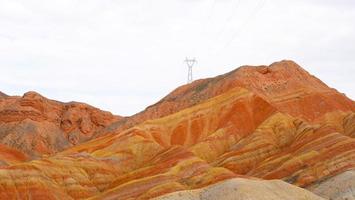 Forma de relieve de Zhangyei Danxia en Gansu China. foto