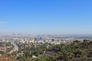 vista lejana del centro de los angeles foto