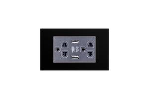 Enchufe de alimentación de CA de tomacorriente de pared con toma de salida usb 5.0v dc para cargador. foto