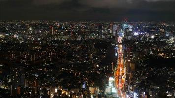 hermoso edificio de arquitectura en la ciudad de tokio, japón video