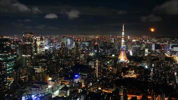 belo edifício de arquitetura na cidade de Tóquio no Japão video