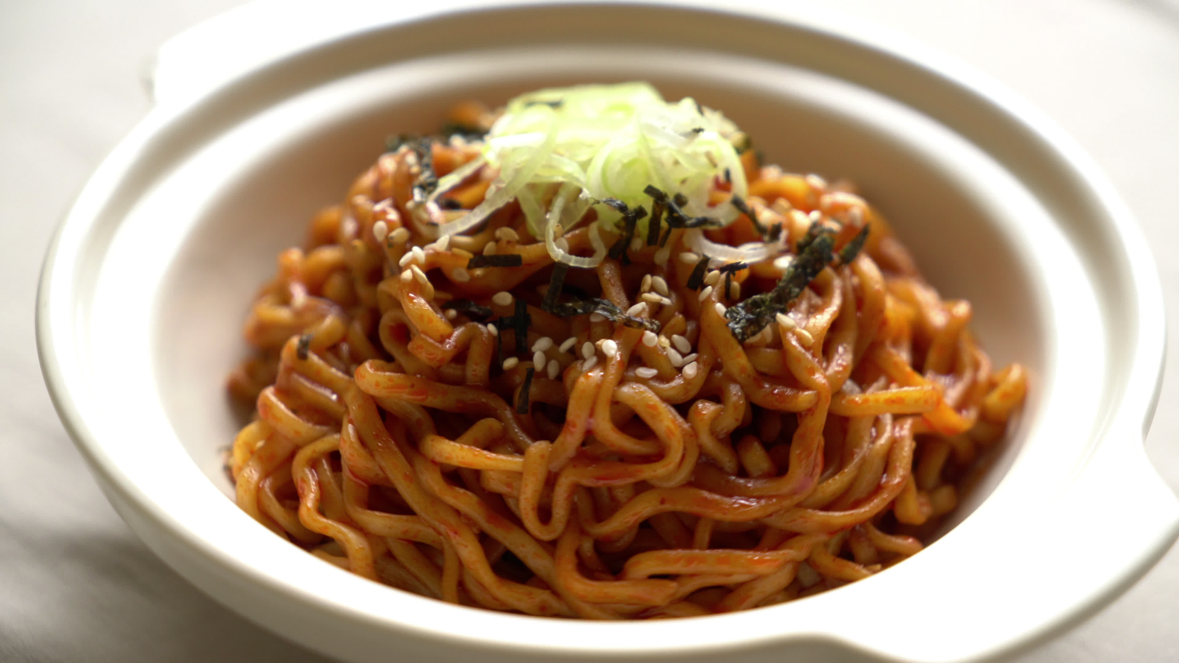 Korean hot and spicy instant noodles with kimchi 3405280 Stock Video at