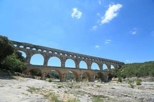 Pont du Gard en el sur de Francia foto