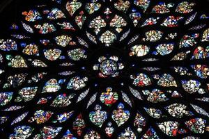 Las vidrieras de la iglesia de Saint Chapelle París Francia foto