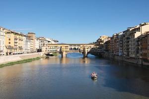 Ponte Vecchio en Florencia Italia foto