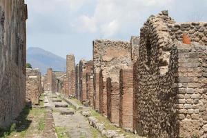 las ruinas de la antigua ciudad de pompei italia foto