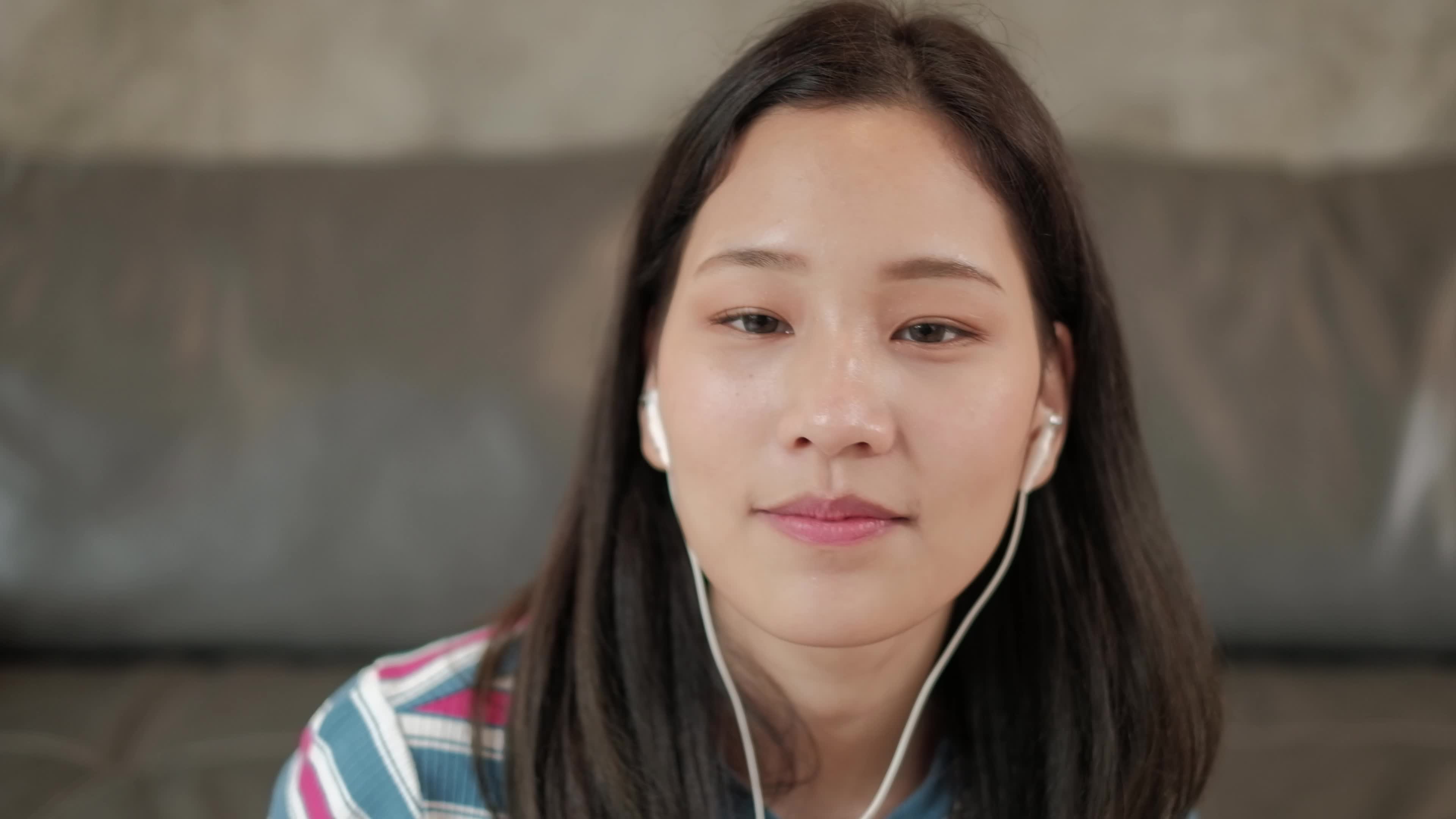 Asian girl webcam video